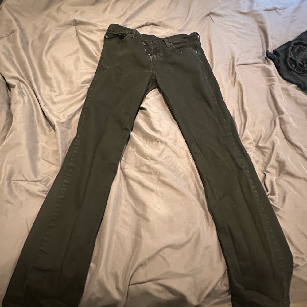 Men’s 511 Levi’s Jeans in Black. W33xL32